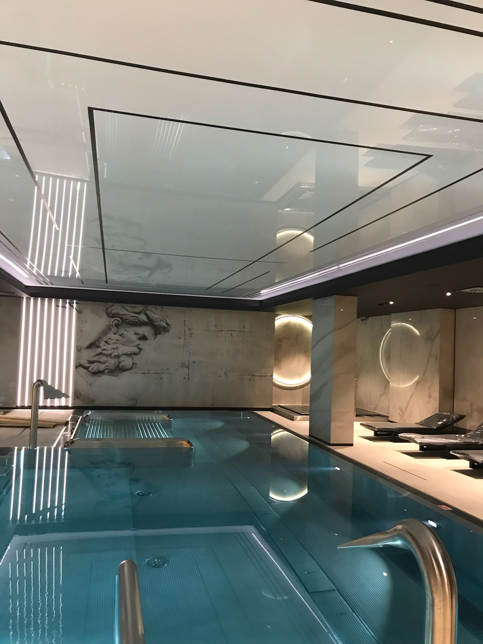 Realizacja sufitu napinanego 6