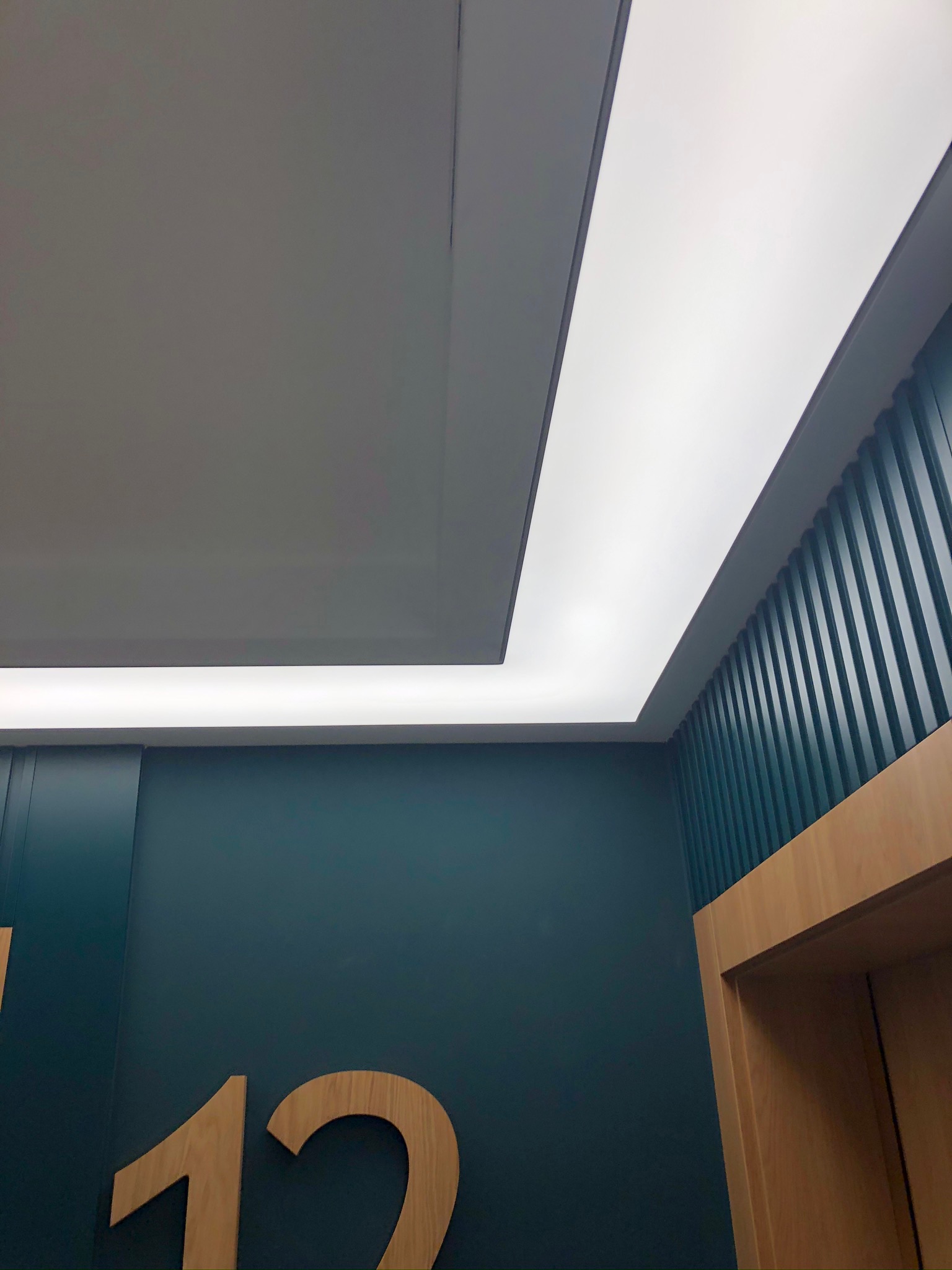 Realizacja sufitu napinanego 8