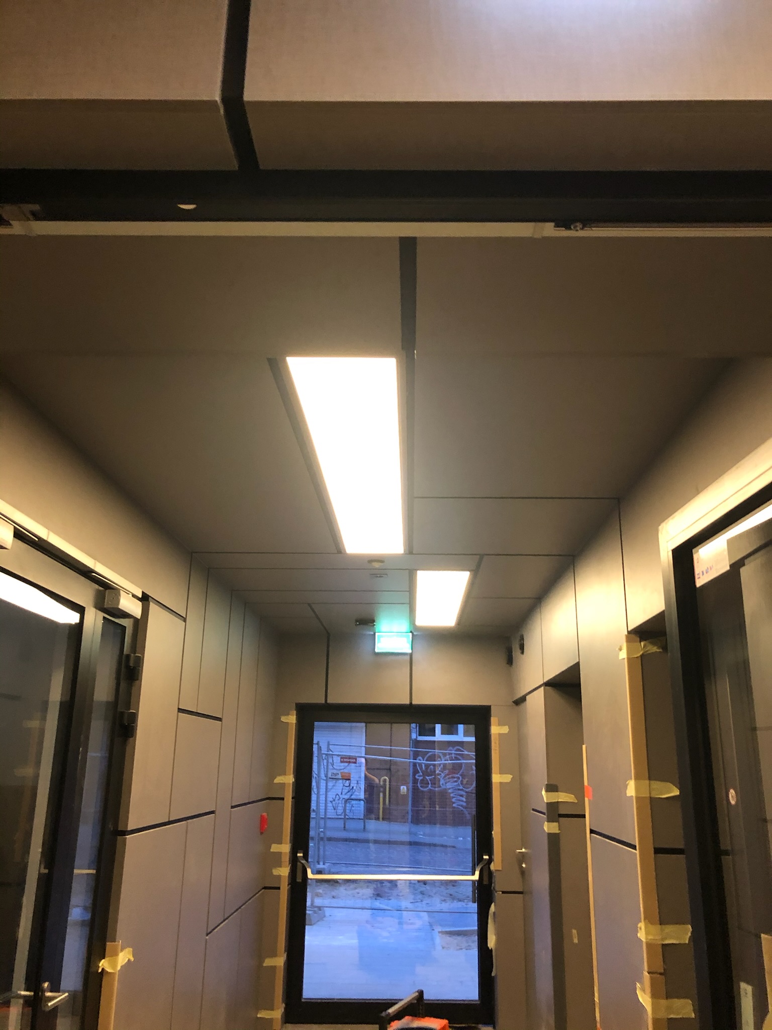 Realizacja sufitu napinanego 9