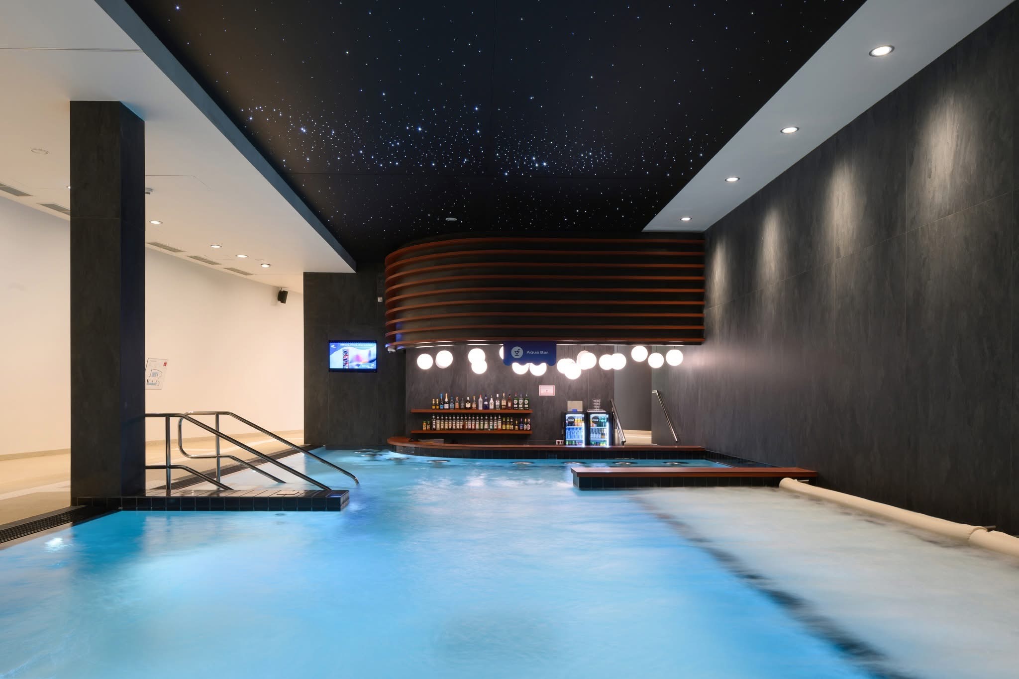 Realizacja sufitu napinanego 10