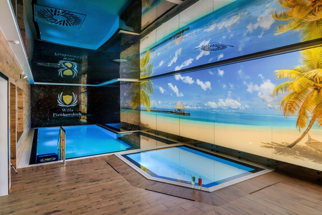 Ściana napinana z efektem animacji przestrzeni